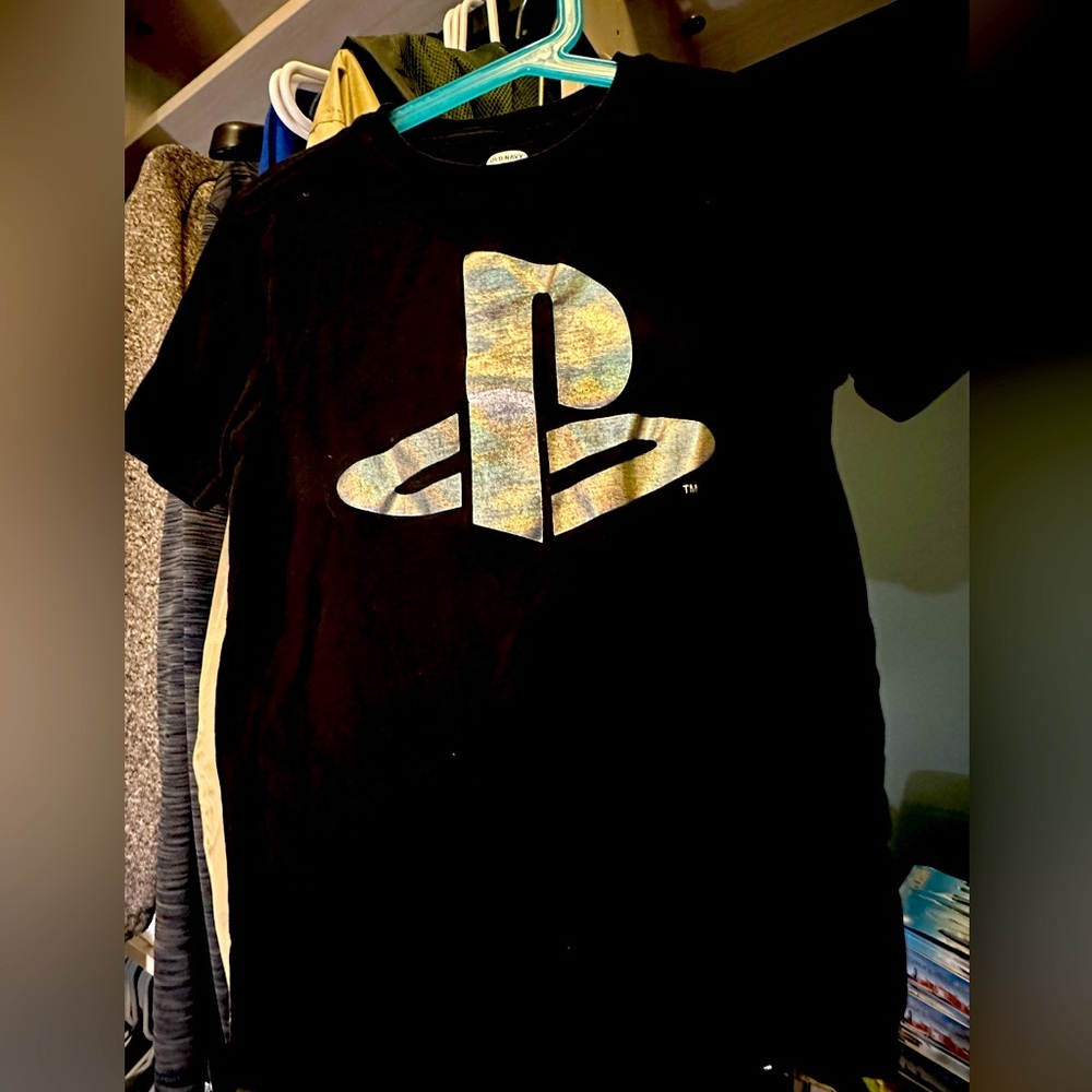 Old Navy PlayStation boys t-shirt